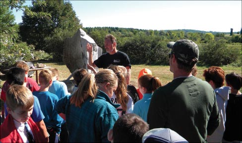 Artist Andreas von Huene addressing a captive audience and, as always, going above and beyond the call of duty. “The Viles Arboretum provided a fabulous site, many visitors and great food!  It started with strong sculptors considered to be able to work well together and interact well with the public. Part of the program was to advance the next generation of sculptors, and this proved highly rewarding.”