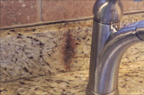 Yes, granite can rust, but It is not normal for rust stains to appear like this.