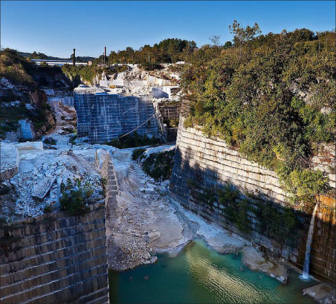 The iconic Georgia marble quarry in Tate, Georgia is still turning out the same luxurious marble since the 1800’s. 