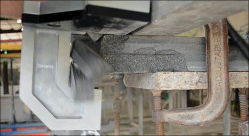 The Hydraulic Chisel in action on a 6cm laminated edge