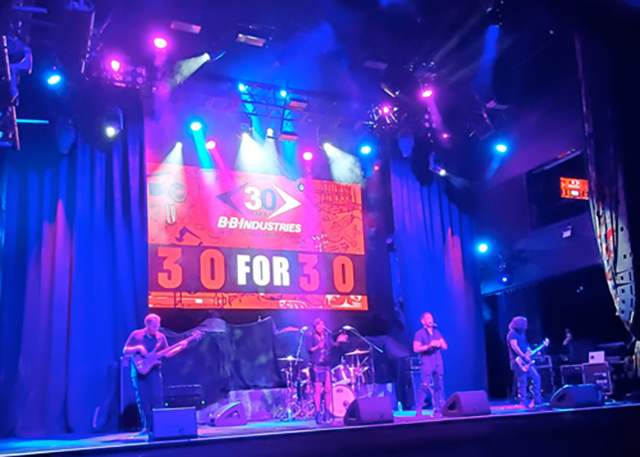 A full house enjoyed BBI’s hospitality at the 4th Annual BBI Party at House of Blues