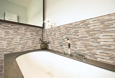 Offered in six striking color blends: Brick, Durango, Fawn, Haystack, Sky and Smoke, Stix mosaics are mesh-mounted on 11˝ x 14.5˝ sheets. Actual tiles are 3/8˝ wide x multiple lengths.