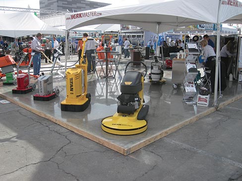 WerkMaster™ display and demos included revealing updates on  thr Titan XT propane model  and a new ganging feature for the Colossos XT Propane.  The new Titan XT Propane has several new features for 2014 including a 20-inch square footprint, an increase from 18 inches.