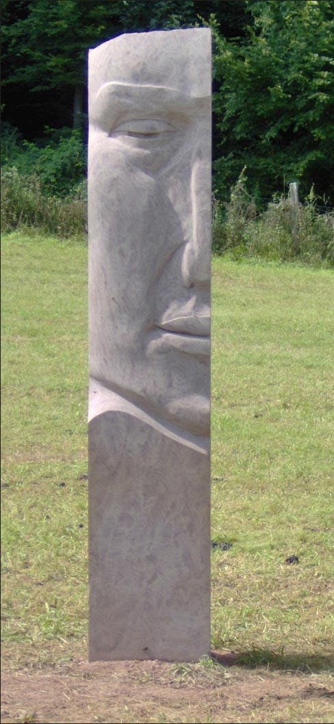 Der Traum der Weise, a sandstone stela sculpture produced at a symposium in Mauren, Germany.