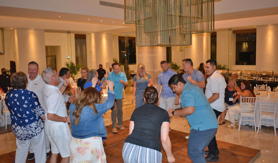 BB Industries Hosts Partner Appreciation Events in  Vegas and Mexico