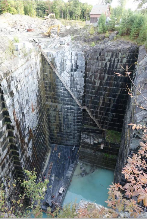 Cutting face of Verde Antique quarry in Vermont. Verde Antique is a hard serpentine.