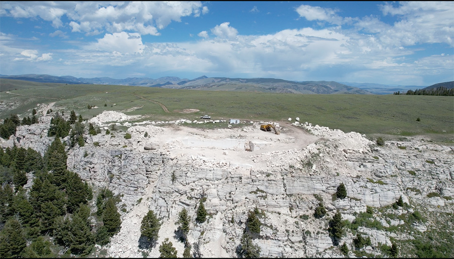 Yellowstone Rock quarries supply the highest-quality American travertine.