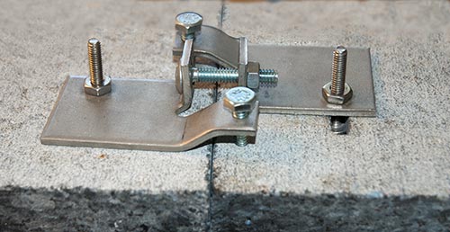 The Stone Pro Seam Vise is a low-cost, permanent anchoring system for seams that outperforms the costlier, clumsier suction cup systems used in many shops