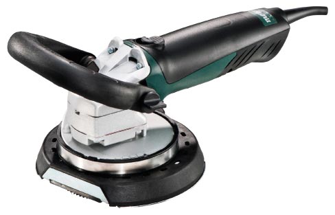 The Metabo RF14-115 (4.5˝) hand-held concrete scarifier’s powerful 12.2 Amp motor drives a unique cutter head that contains 15 replaceable carbide star cutters designed for heavy duty renovation work such as plaster milling, old paint removal or roughing for final finishing.