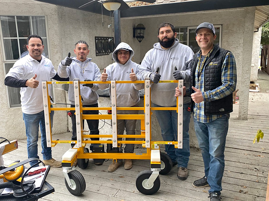 The Block Tops Sacramento, California install teams love their No-Lift Install system carts. Safety in all aspects of the job is important at Block Tops. The company has several No-Lift carts, and uses them in both locations. 