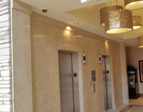 Diano Reale marble cladding was used to remodel the lobby and elevator vestibule at the Branson, Missouri Hilton hotel.