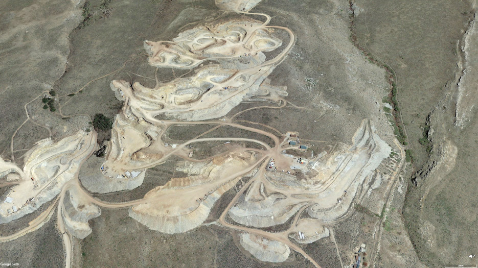 Google Earth image of the quarries near Oakley, Idaho. This image is about a half mile across. 