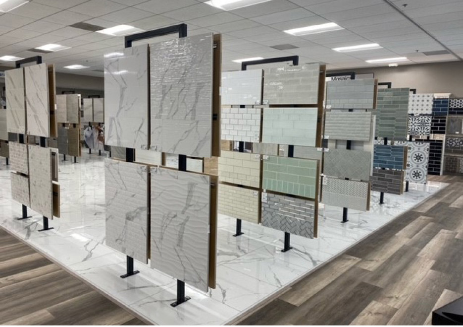 The 64,000 square foot facility includes over 300 varieties of quartz, granite and marble in its slab viewing area. Additionally, a Q Premium Quartz gallery houses over 100 samples of the industry-leading Q Premium Natural Quartz collection.