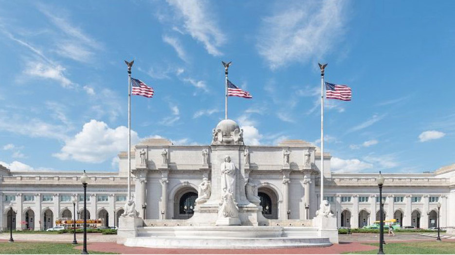 The Beaux Arts Union Station features Bethel White granite.